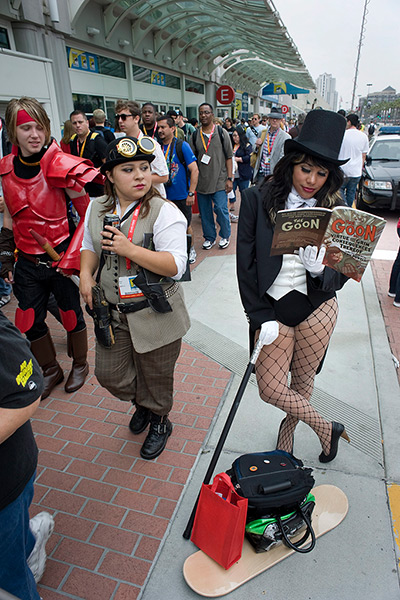 Comic con: Gina Turcios dressed as the DC comic character Zatanna