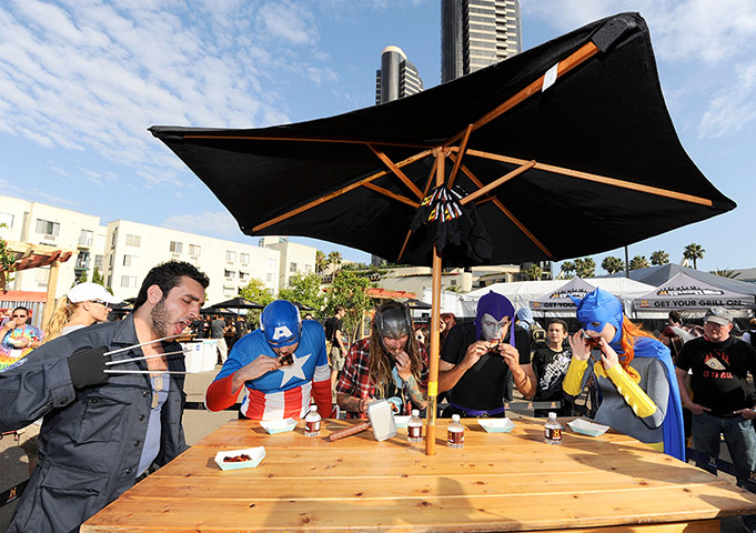 Comic-con: A superhero panel judges a competitive rib-off at aCross-Country Cookout 