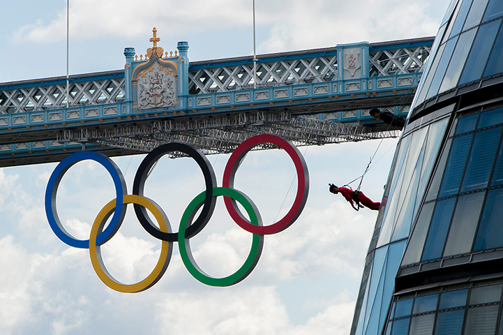 Streb Dance London: Dancers perform an acrobatic abseil down City Hall