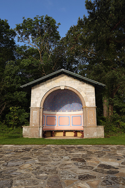 Osborne Bay: English Heritage, who own the property, have restored The Queen's Alcove