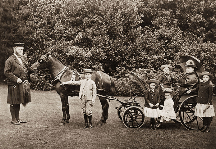 Osborne Bay: Queen Victoria with her grandchildren at Osborne House