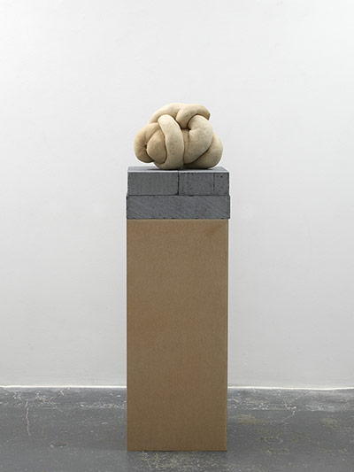 Sarah Lucas: NUD 26