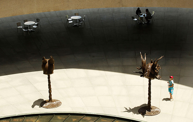 24 hours: Washington, USA: A couple sit at the Smithsonian's Hirshhorn Museum