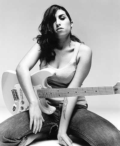 Amy Winehouse: Promotional shot from 2002