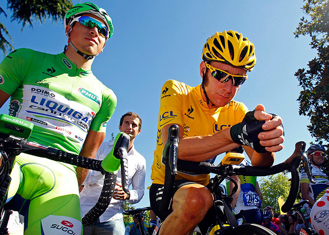 Picture Desk Live: Wigging and Sagan in Tur de France