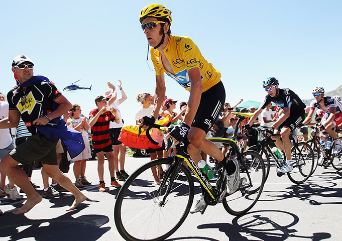 Stage 16: Bradley Wiggins leads team mate Chris Froome up the Col du Tourmalet 