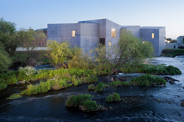 Stirling: The Hepworth, Wakefield