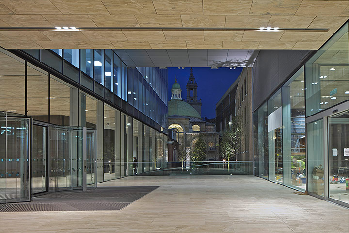 Stirling: New Court, Rothschild Bank, London