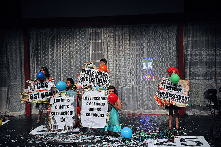 Avignon theatre festival: Actors from Bogota's Mapa Teatro rehearse Los Santos Inocentes