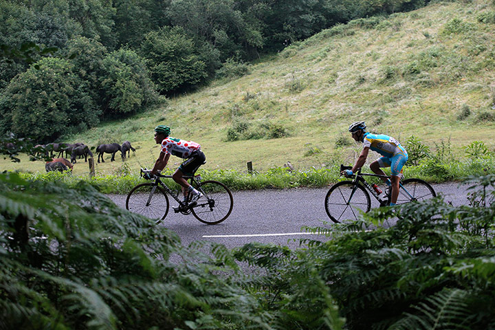 stage 17: Thomas Voeckler and Fredrik Kessiakof