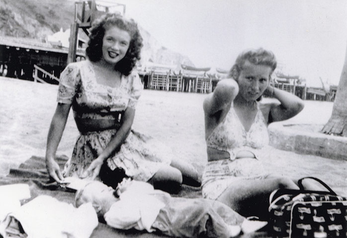 Marilyn: Norma Jeane with a friend on Catalina Beach