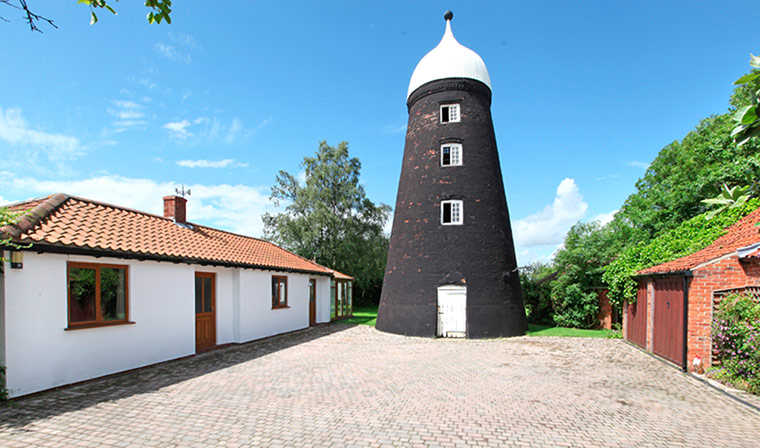 Snooping around: Snooping around