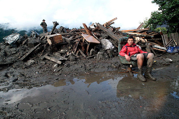24 hours in pictures: Landslide in Austria