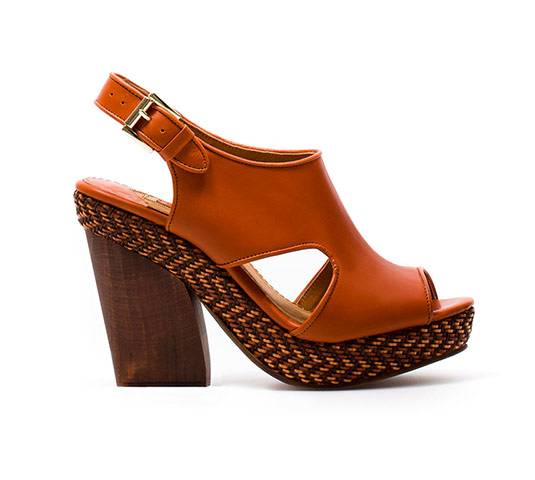 Heatwave: Uterqüe sandals