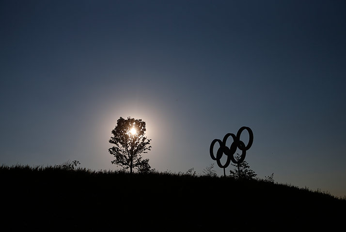 Olympic rings around UK: Olympic rings around UK