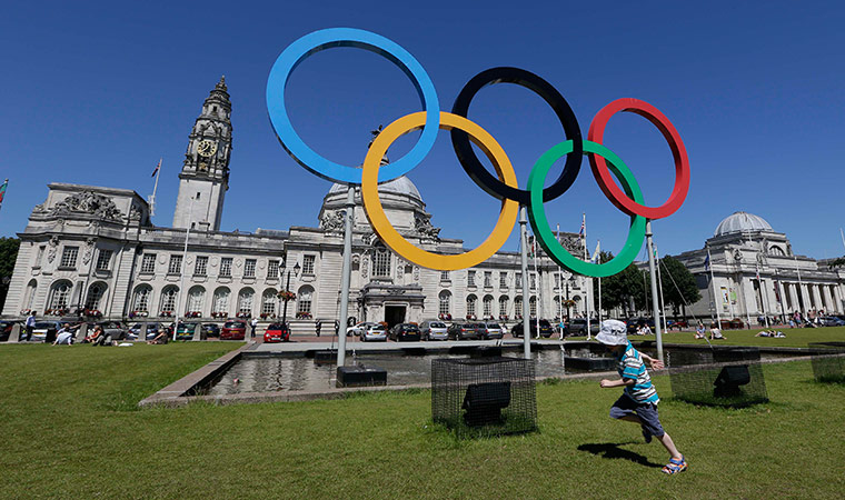 Olympic rings around UK: Olympic rings around UK