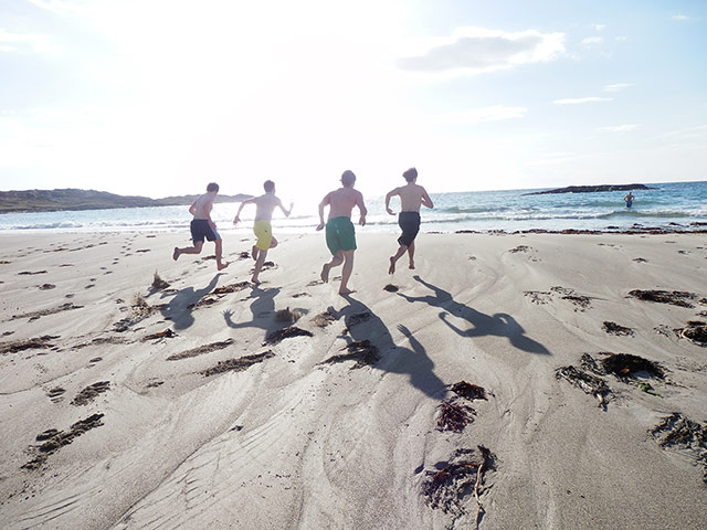 Your Pictures: Run: Four people running towards the sea