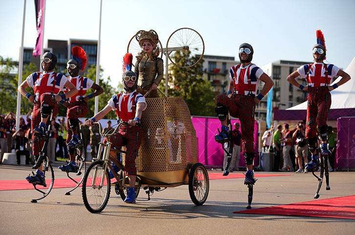 Olympic week update: Artists perform as Team GB arrive at the Athletes Village
