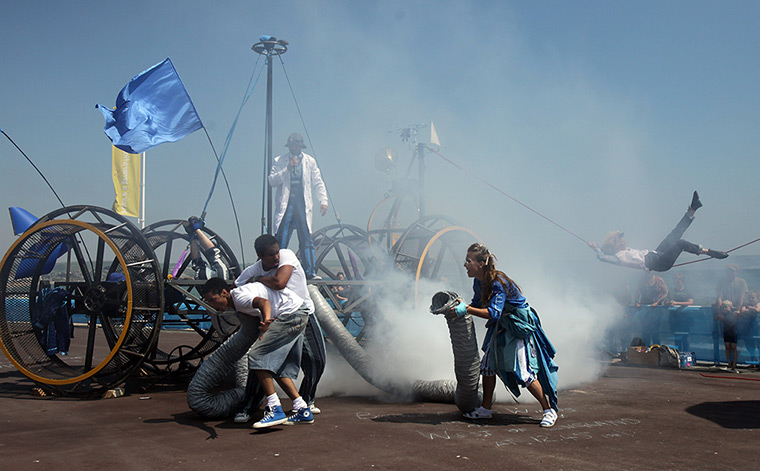 24 hours in pictures: Artists Perform Ahead Of The Olympic Opening Ceremony