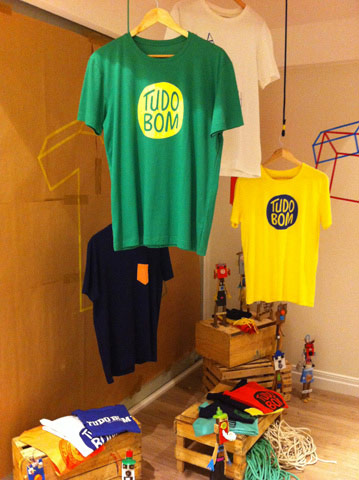 Brazil textiles: Tudo Bom? t-shirts