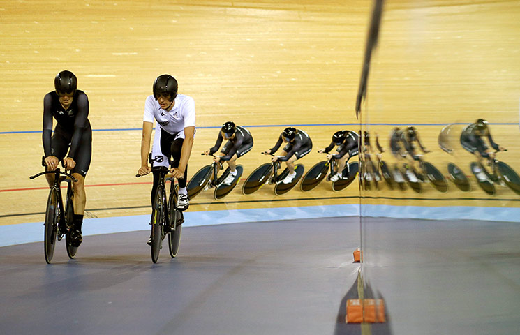 last day for relaxing: The New Zealand men's cycling team take in a few laps of the velodrome