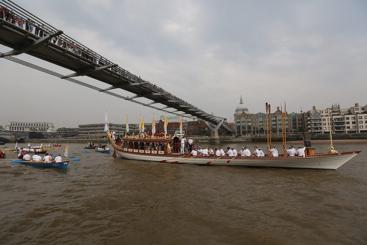 Olympic Torch Gallery: The Olympic Torch Relay - Day 70