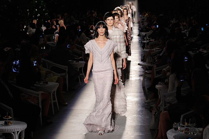 Chanel Haute Couture: Chanel Haute Couture Autumn/Winter 2012/2013 