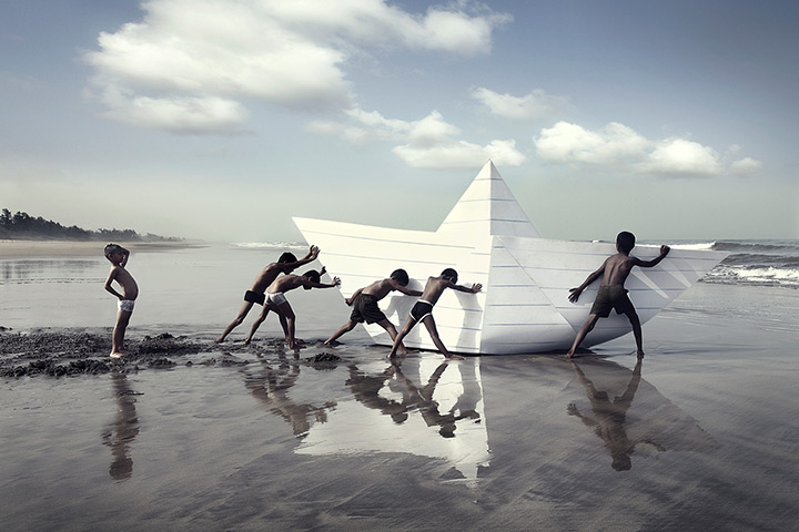 Foto8 Summershow : Paper Boat. From a series depicting the world