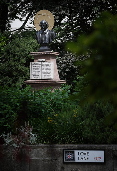 Hatwalk gallery: William Shakespeare