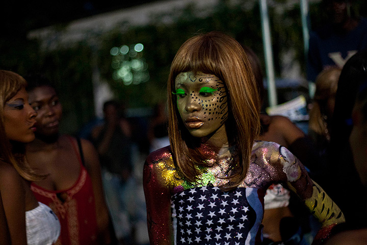 Carnival of flowers: A reveller covered in body paint