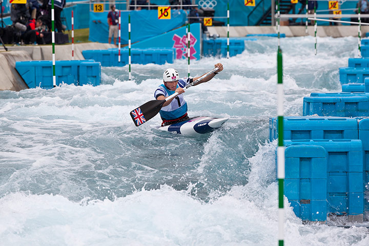 Canoe slalom: Florence navigating the rapids