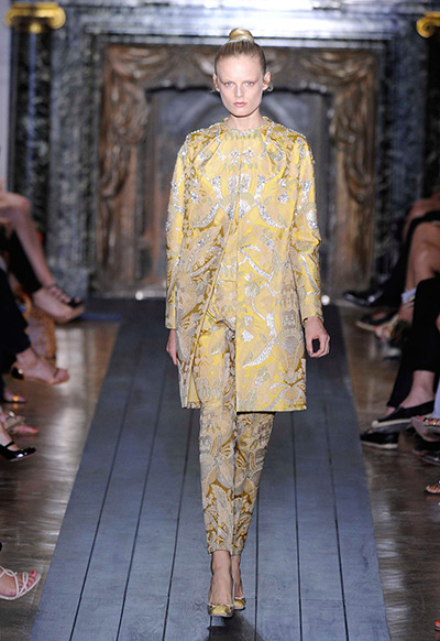 Paris Haute Couture: Valentino Haute Couture Autumn/Winter 2012/2013 collection