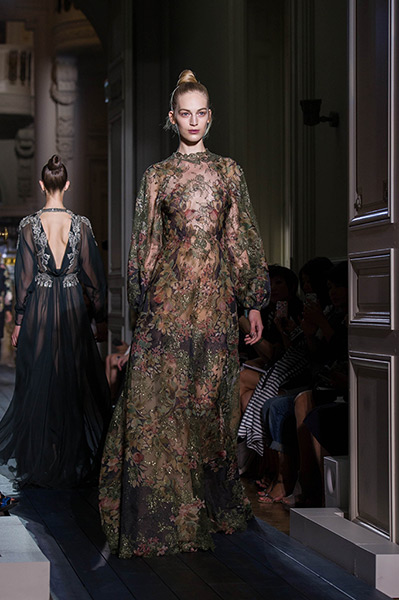 Paris Haute Couture: Valentino Haute Couture Autumn/Winter 2012/2013 collection
