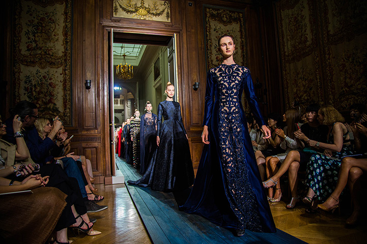 Paris Haute Couture: Valentino Haute Couture Autumn/Winter 2012/2013 collection