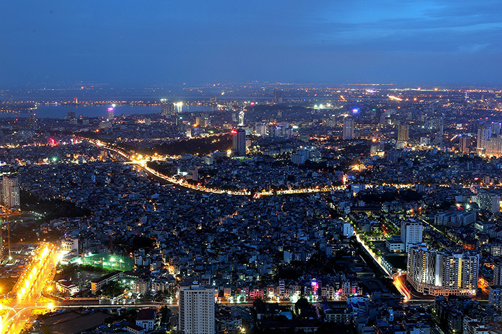 24 hours: Hanoi, Vietnam: View over Hanoi city