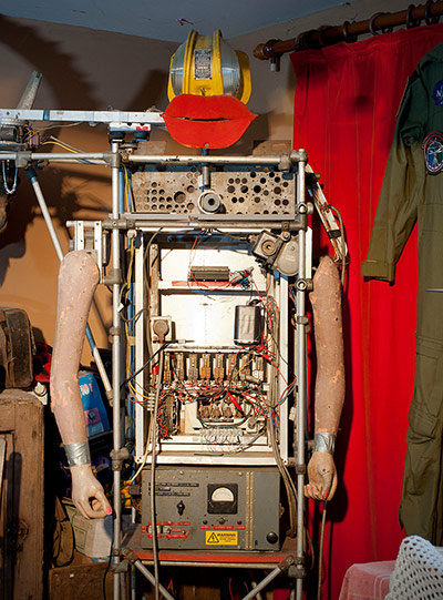 Exhibitionist0707: The Bruce Lacey Experience