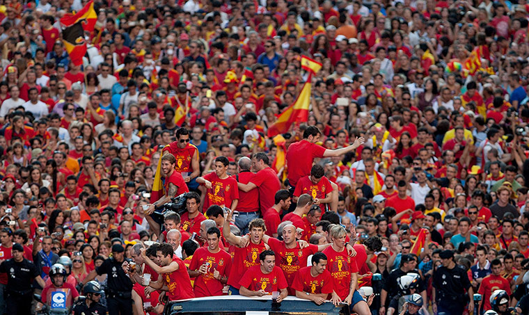 Week in Business: Latest Eurostat figures show that youth unemployment on the rise in Spain