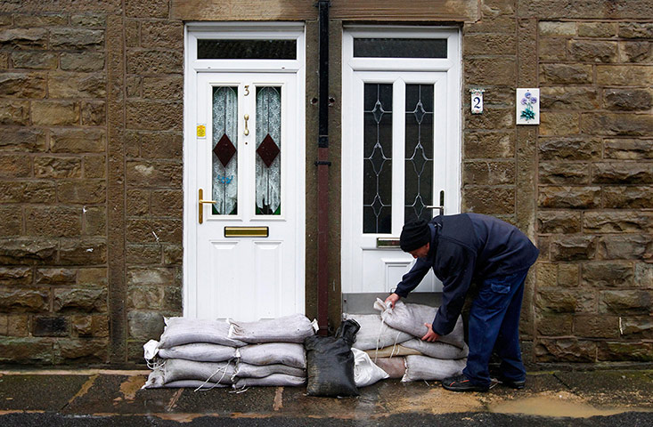 Rain: Flooding in Rochdale