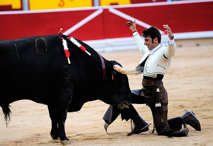Pamplona: Roberto Armendariz