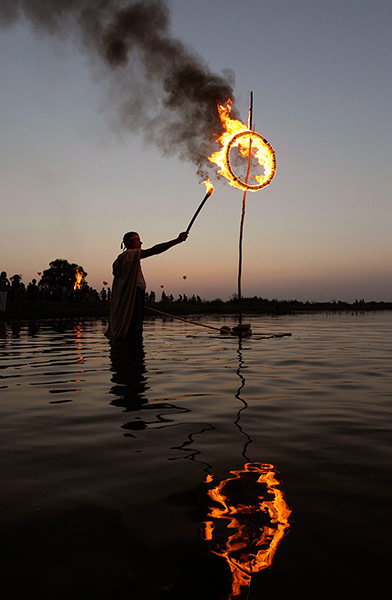24 Hours: Belarusians take part in the Ivan Kupala festival in the town of Turov