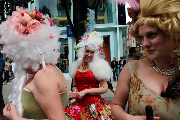 Gay pride: Gay Pride parade in London