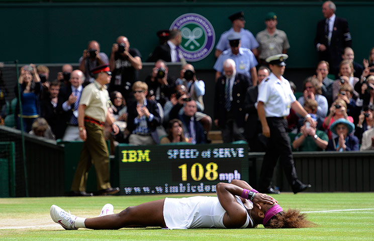 Wimbledon day 12: Serena Williams collapses to the grass 