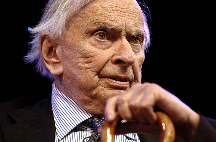 Gore Vidal obituary: 2008: Speaking at the The Guardian Hay Festival 