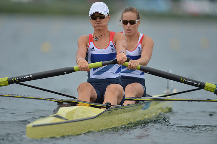 Female olympic medalists: Helen Glover and Heather Stanning obliterate the field 