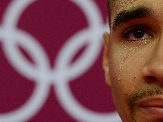 Top ten: Louis Smith of Great Britain cries 