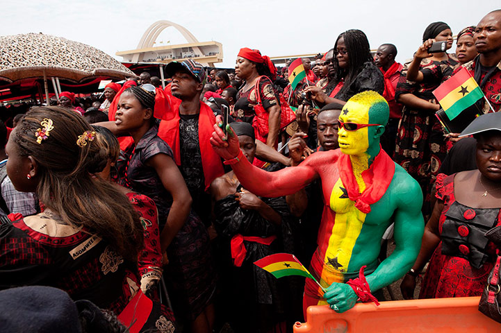 24 hours: Ghana's late leader Mills buried as nation mourns