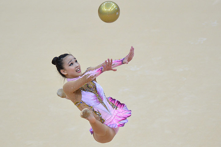 weirdsport: South Korea's Son Yeon Jae 