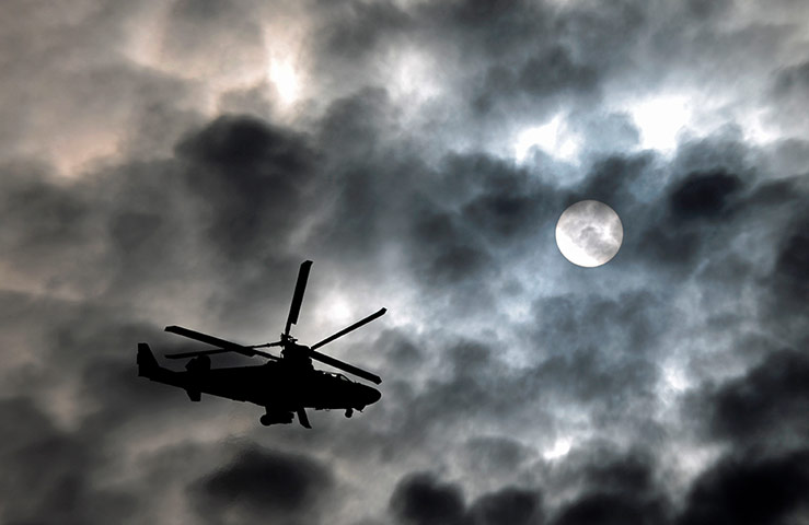 24 hours : A KA-52 hellicopter during a celebration in Zhukovsky, Russia