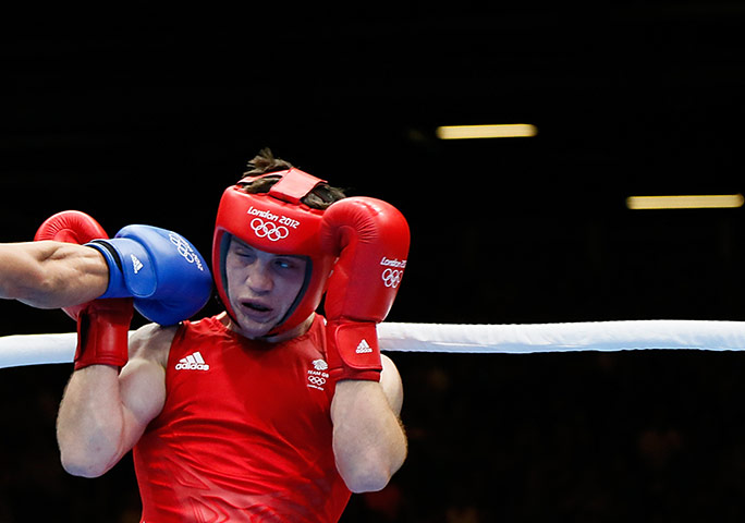 medal: Freddie Evans of Great Britain (in red)