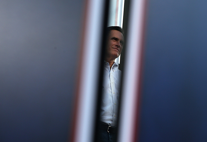 24 hours in pictures: Mitt Romney at a campaign rally in Chillicothe